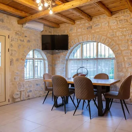 הוילה Pírgos Dhiroú Ximitadi Estate מראה חיצוני תמונה