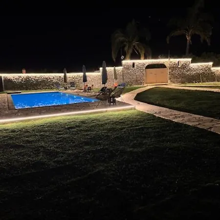 הוילה Pírgos Dhiroú Ximitadi Estate מראה חיצוני תמונה