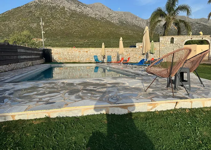 Ximitadi Estate