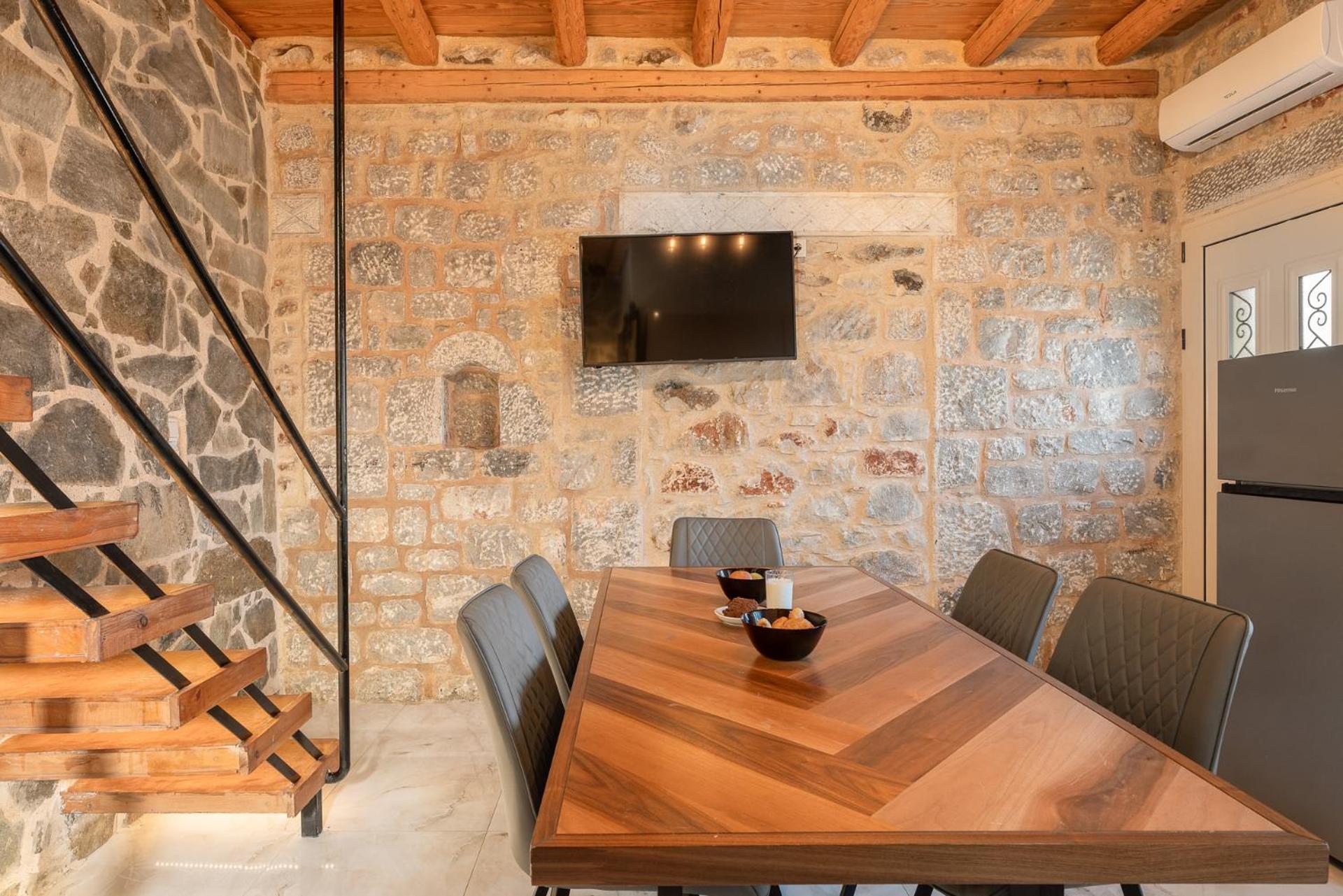 Ximitadi Estate Pírgos Dhiroú