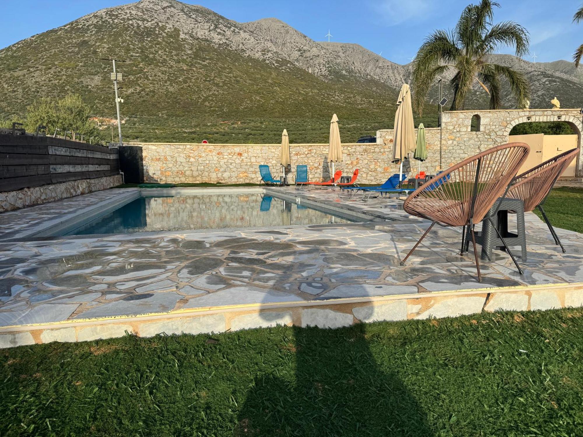Ximitadi Estate *